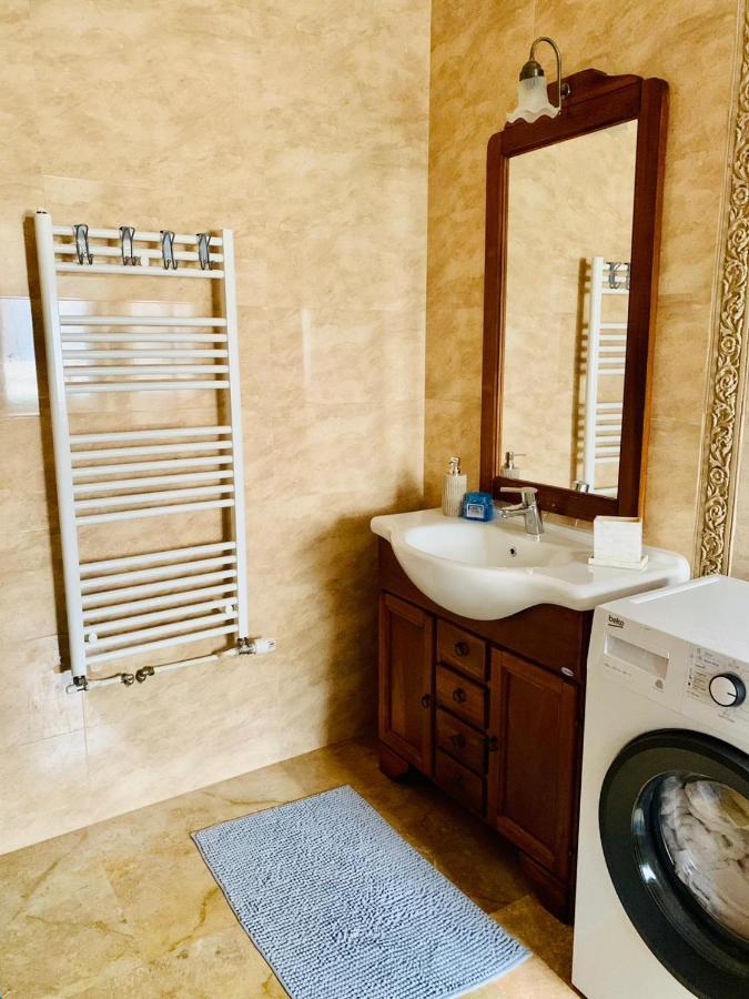 Hella Apartament Mamaia-Nord ナボダリ エクステリア 写真