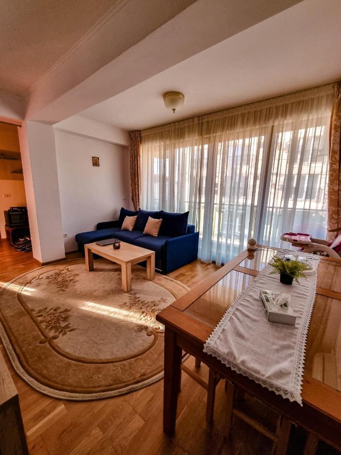 Hella Apartament Mamaia-Nord ナボダリ エクステリア 写真