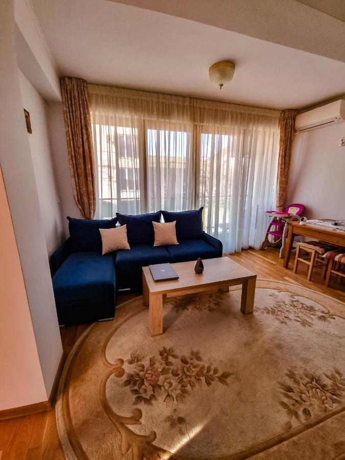 Hella Apartament Mamaia-Nord ナボダリ エクステリア 写真