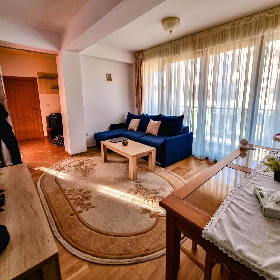 Hella Apartament Mamaia-Nord ナボダリ エクステリア 写真