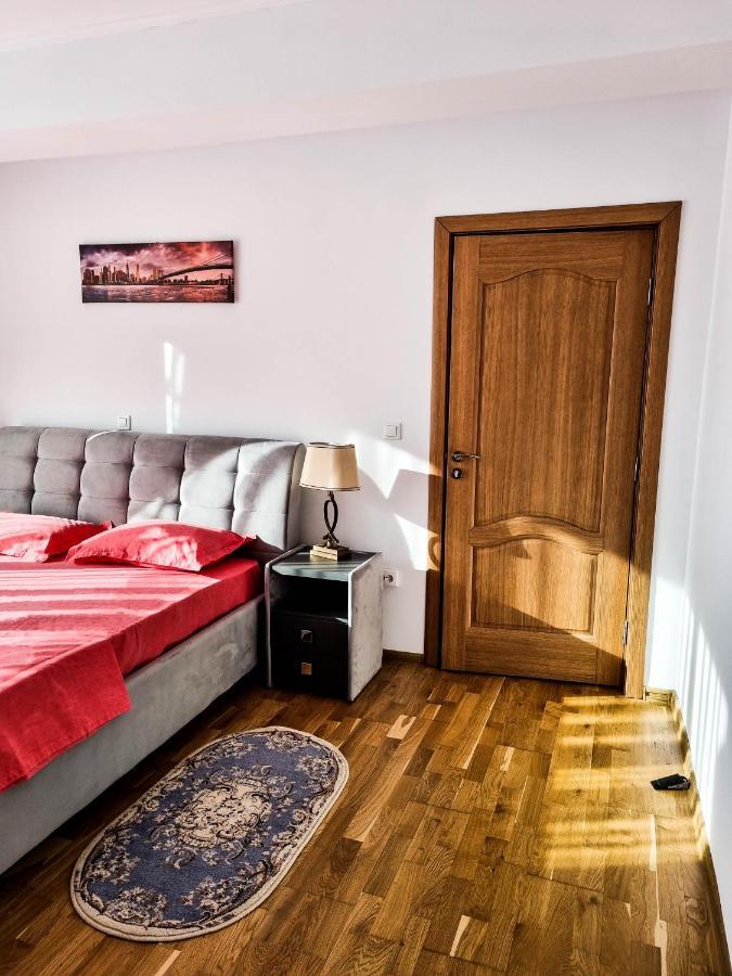 Hella Apartament Mamaia-Nord ナボダリ エクステリア 写真