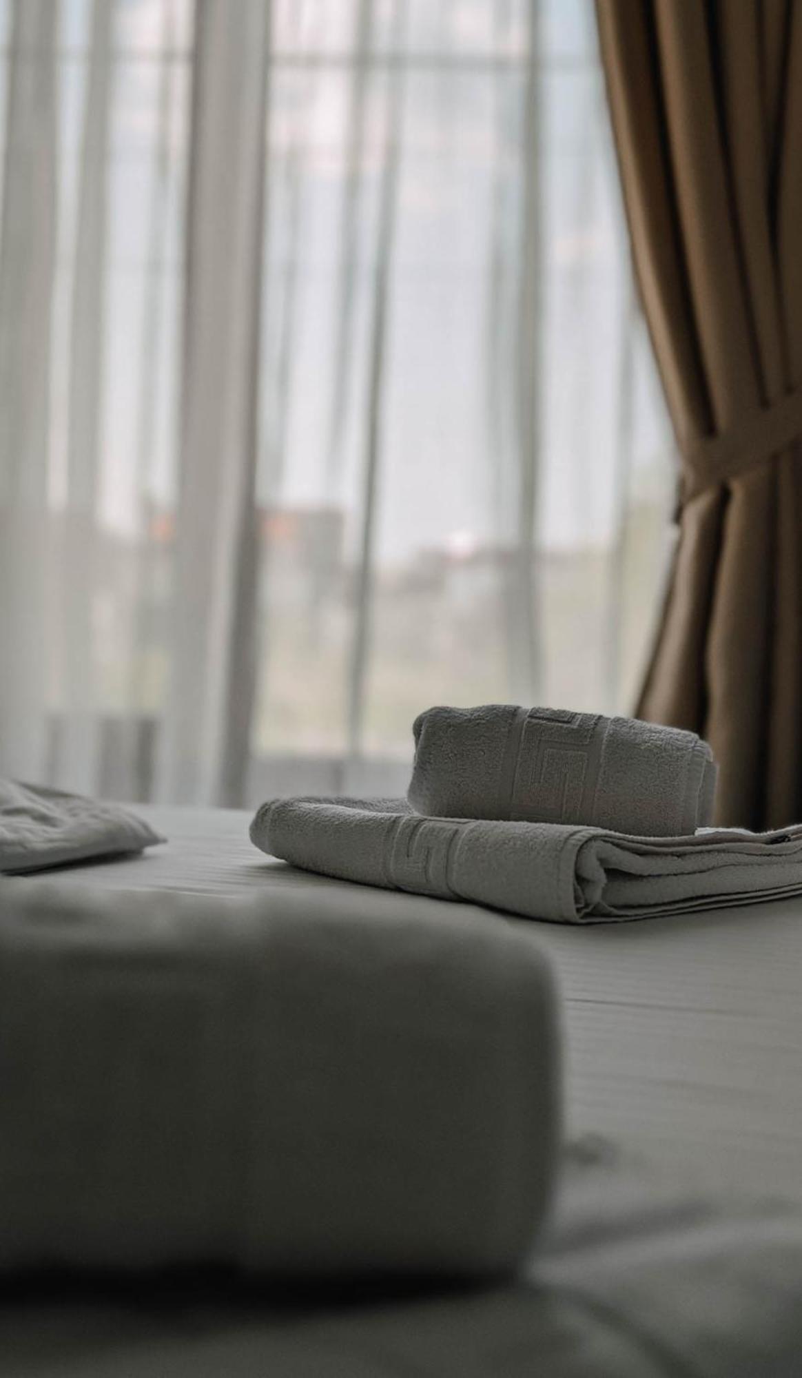 Hella Apartament Mamaia-Nord ナボダリ エクステリア 写真
